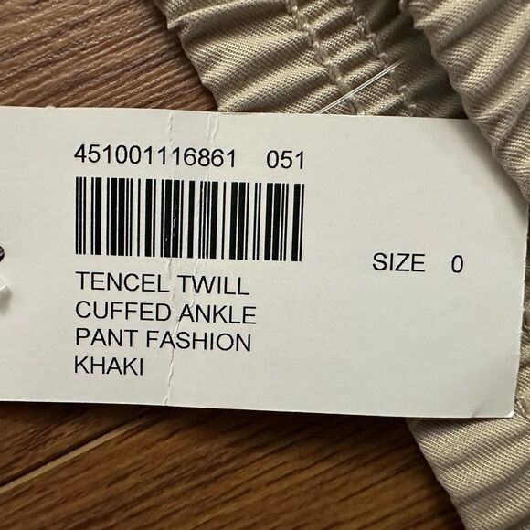 Y2K, Chico’s  Cuffed Ankle Pants, size 0, soft tencel twill, khaki color - Picture 7 of 13